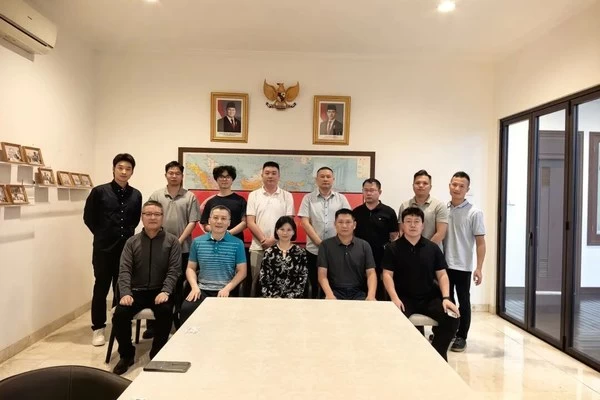 Bersama membangun infrastruktur Tiongkok–Indonesia, dengan ikatan erat Fujian–Zhejiang — Rombongan ahli Fuzhou University mengunjungi Kamar Dagang Hangzhou Indonesia untuk pertukaran akademik