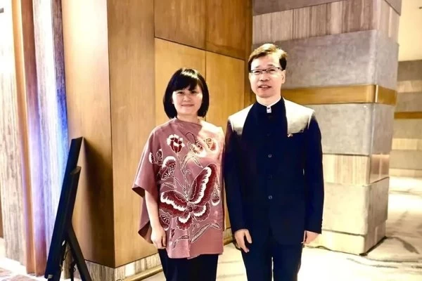 Babak baru persahabatan Tiongkok–Indonesia | Resepsi peringatan 75 tahun hubungan diplomatik dan penyambutan Konsul Jenderal Ye Su berlangsung sukses