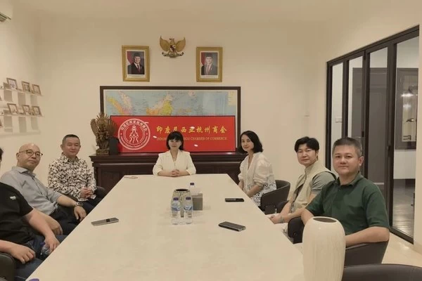 Ringkasan Sumbangan Kamar Dagang Hangzhou Indonesia untuk Mendukung Bantuan bagi Kebakaran Wang Fuk Court di Tai Po, Hong Kong