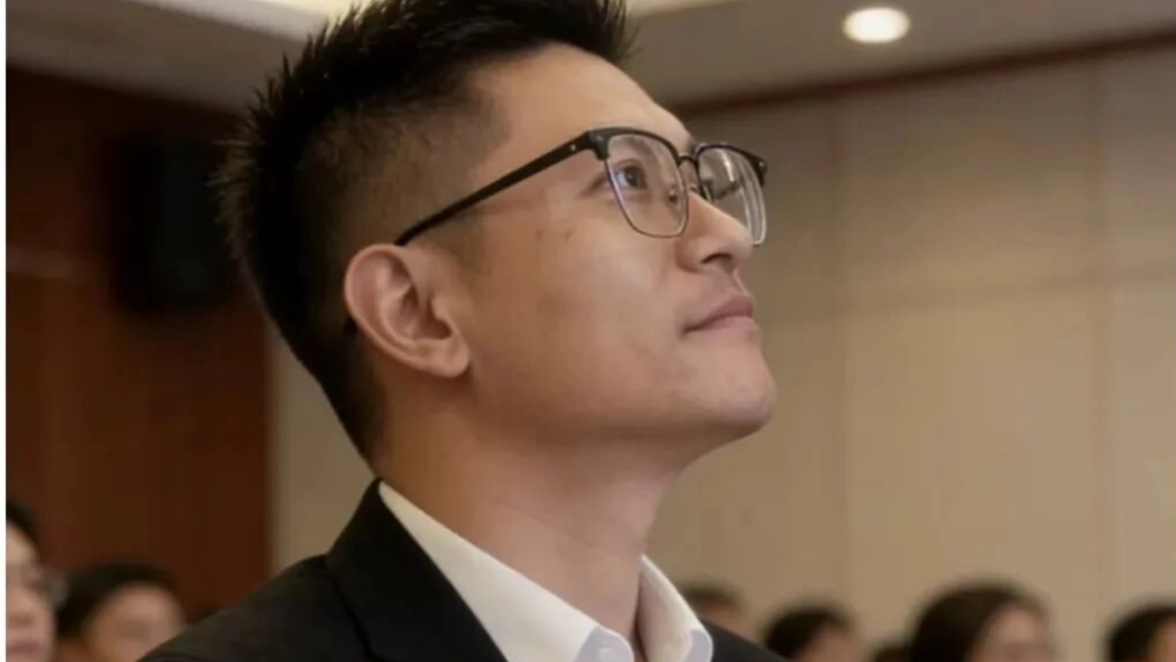 Ketua Cabang Semarang Kamar Dagang Hangzhou Indonesia Wang Ding: dari mahasiswa kehutanan menjadi ahli tiang pancang, membangun tolok ukur manufaktur tangguh di Indonesia