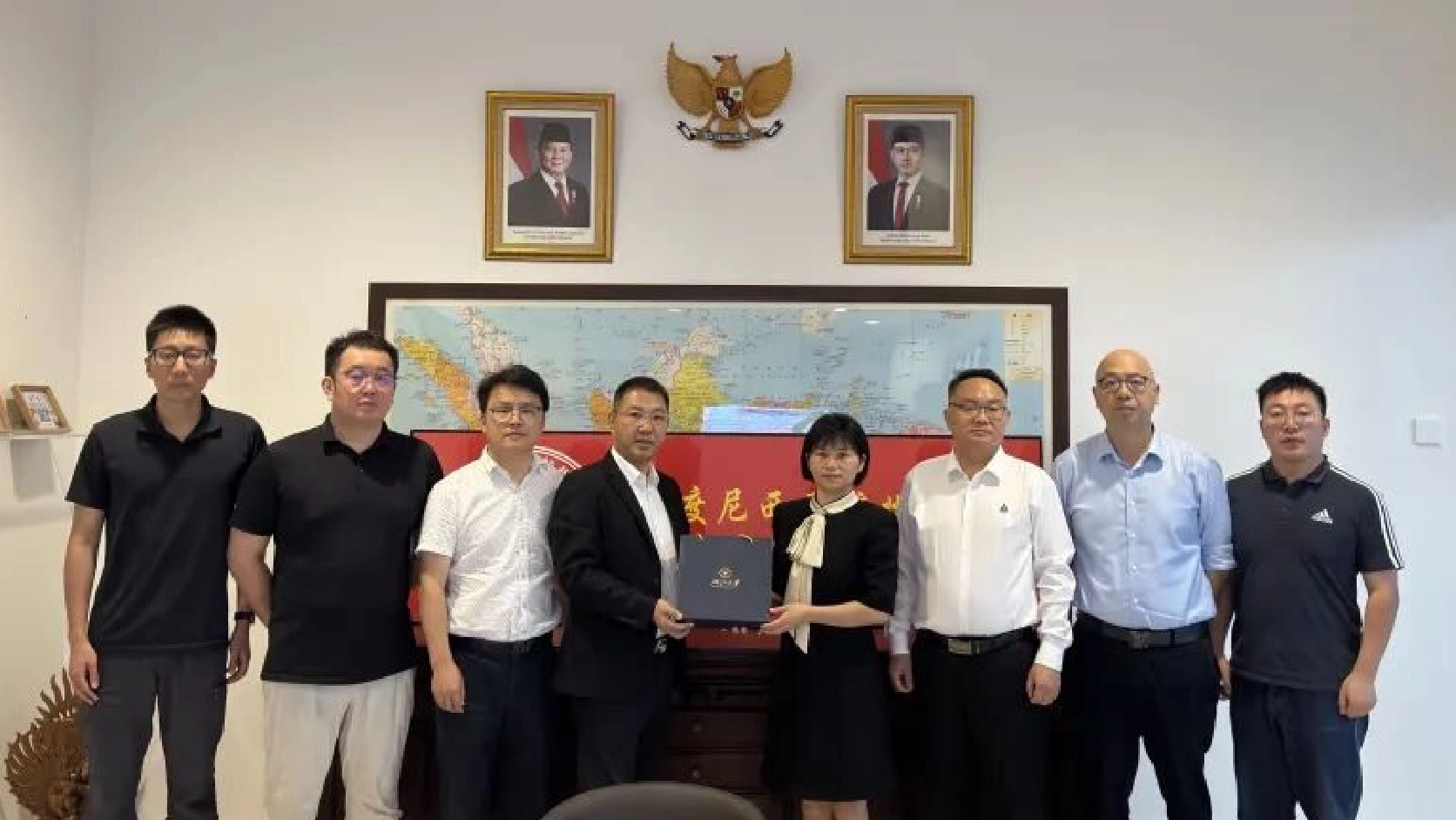 Memperdalam kerja sama internasional dan menulis babak perkembangan baru: Zhejiang-California International NanoSystems Institute (ZCNI), Zhejiang University bekerja sama dengan Kamar Dagang Hangzhou Indonesia mendorong pertukaran inovasi teknologi